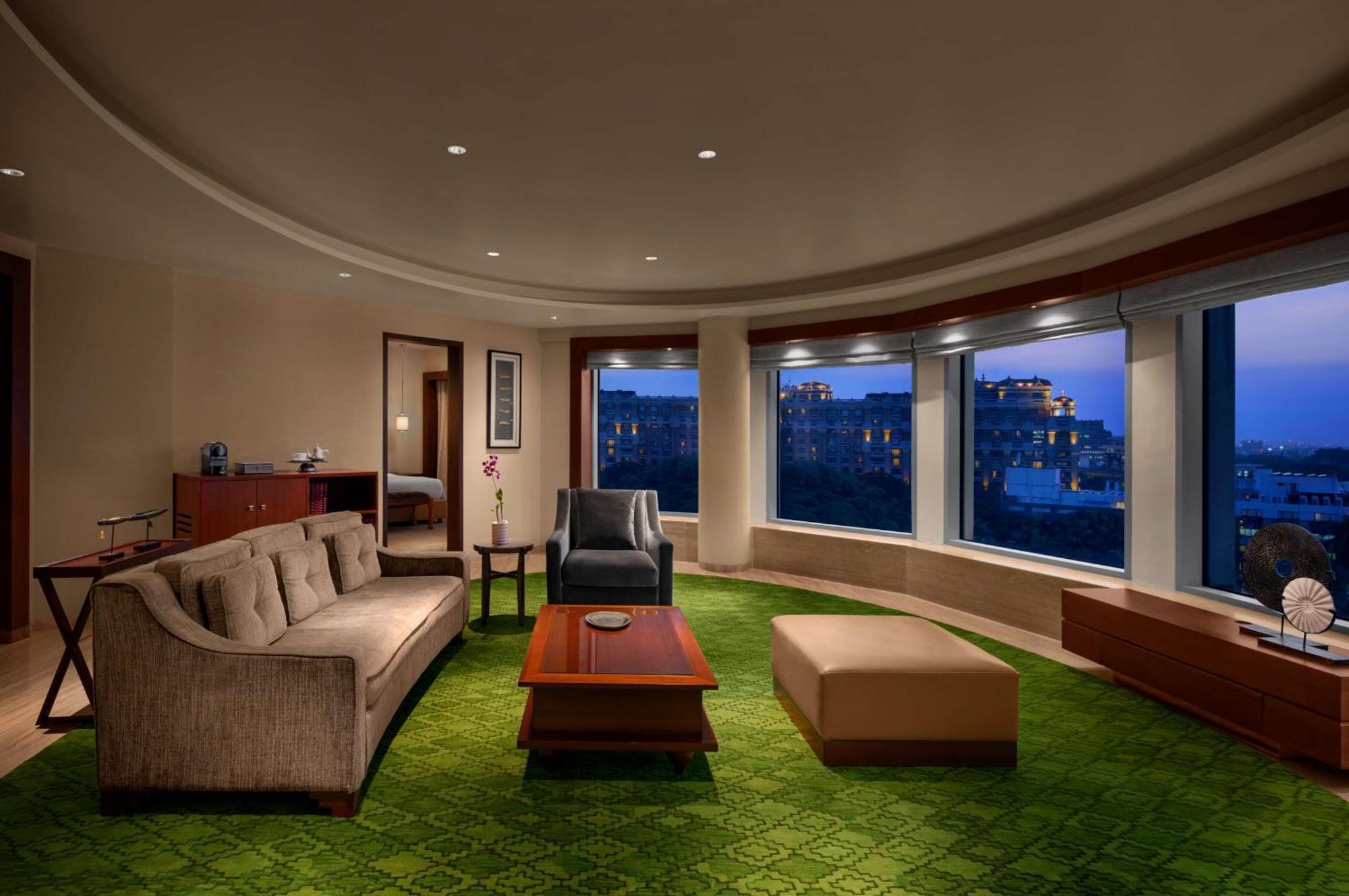 Отель Park Hyatt Ченнаи Экстерьер фото