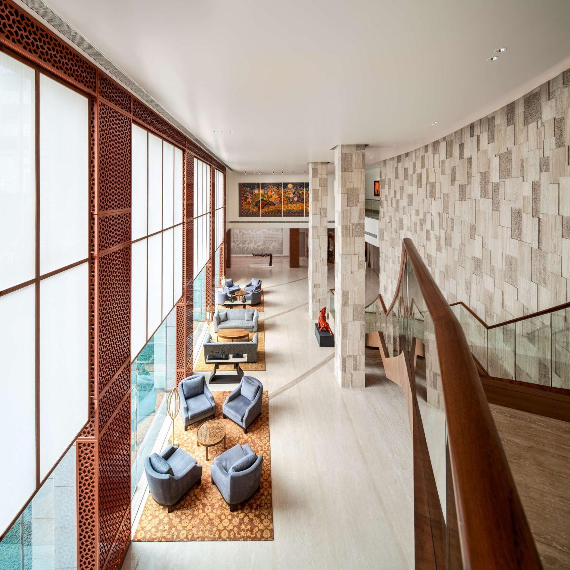 Отель Park Hyatt Ченнаи Экстерьер фото