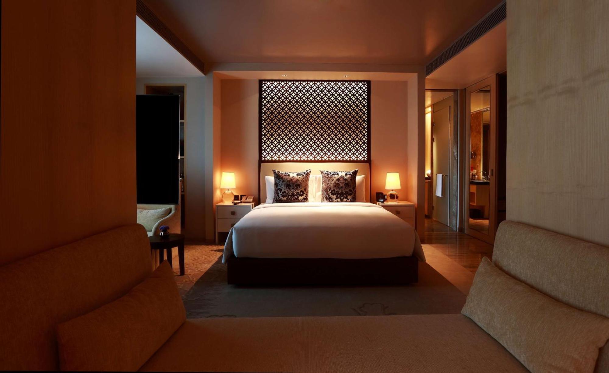 Отель Park Hyatt Ченнаи Экстерьер фото